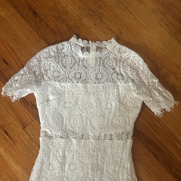 Lulu’s White Lace Short Sleeve Midi Dress - Picture 2 of 7